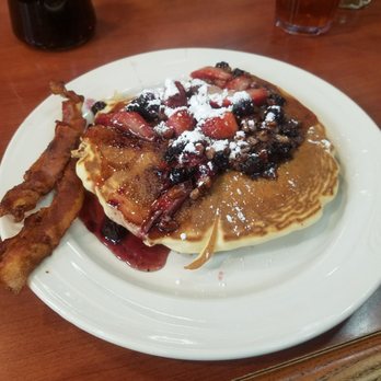 Breakfastime - Nuts and berry pancake - Breakfast & Brunch Near Me - Winston-Salem, North Carolina