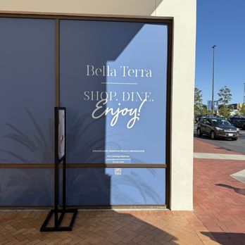 Bella Terra - Shopping Centers Near Me - Huntington Beach, California