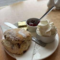 Baileys Tearooms - Cream tea