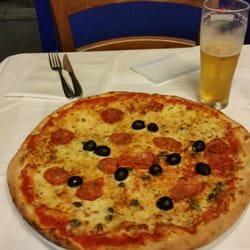 Grazie Pizza - Pizza and a beer