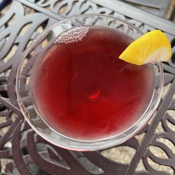 The Hideaway Kitchen & Bar - American Near Me - Ridgefield, Connecticut
