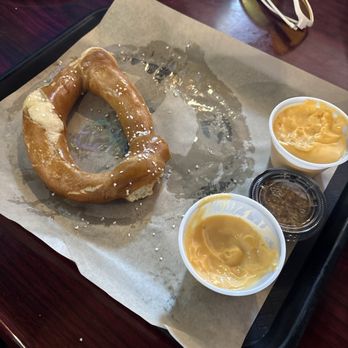 Blackbeard's Brewing - Bavarian pretzel with beer cheese pub sauce - Brewpubs Near Me - Westport, Washington Blackbeard's Brewing - Bavarian pretzel with beer cheese pub sauce - Brewpubs Near Me - Westport, Washington