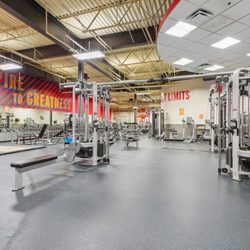 Crunch Fitness - East Windsor
