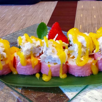Wicker Park Sushi - Maui Roll - Sushi Bars Near Me - Chicago, Illinois Wicker Park Sushi - Maui Roll - Sushi Bars Near Me - Chicago, Illinois