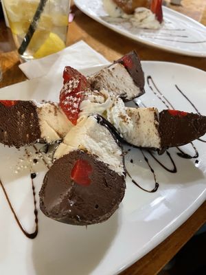 Pacci's Trattoria by null