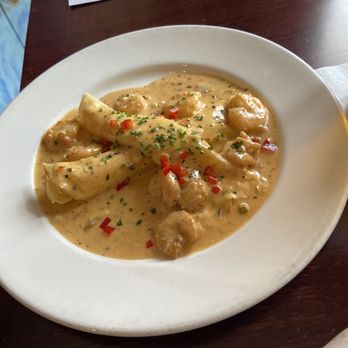 Muriel's Jackson Square - Shrimp & Goat Cheese Crepes - Cajun/Creole Near Me - New Orleans, Louisiana Muriel's Jackson Square - Shrimp & Goat Cheese Crepes - Cajun/Creole Near Me - New Orleans, Louisiana