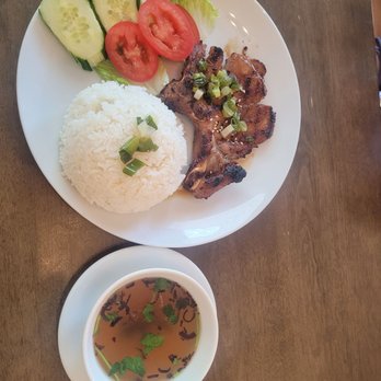 Song long - Grilled pork chop with rice - Vietnamese Near Me - Fayetteville, North Carolina Song long - Grilled pork chop with rice - Vietnamese Near Me - Fayetteville, North Carolina