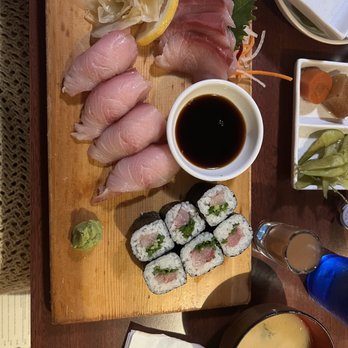 Ginza Sushi - Sushi Bars Near Me - Honolulu, Hawaii