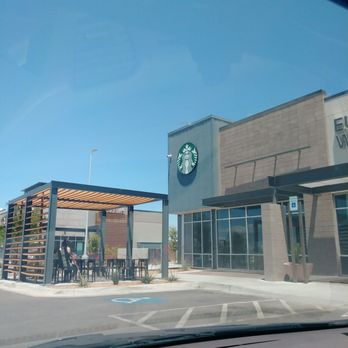 Starbucks - Coffee & Tea Near Me - El Paso, Texas