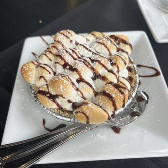 Square One Eats and Treats - Ivy s'more cup - Italian Near Me - Waterford Township, Michigan Square One Eats and Treats - Ivy s'more cup - Italian Near Me - Waterford Township, Michigan
