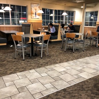 Culver's - Burgers Near Me - Aurora, Illinois