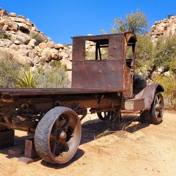 Keys Ranch - Love old cars - Landmarks & Historical Buildings Near Me - Twentynine Palms, California
