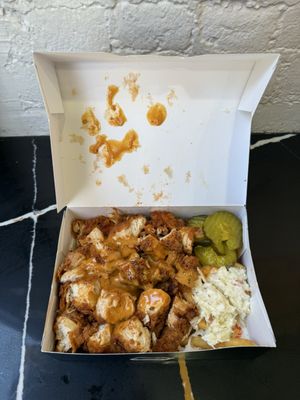 Fluffies Hot Chicken by null