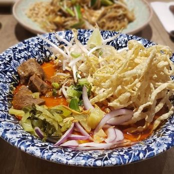 Koh Lipe - Khao soi and pad thai - Thai Near Me - Toronto, Ontario
