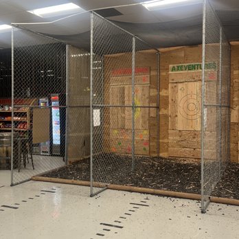 Axe Ventures LA - Axe Throwing Near Me - Los Angeles, California