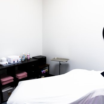Melluzi Academy - Cosmetology Schools Near Me - Austin, Texas