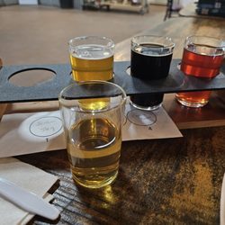 Folklore Brewing & Meadery - Flight