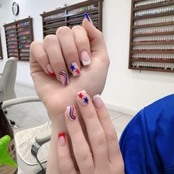 Wonderland Nail Spa - July 4th nails