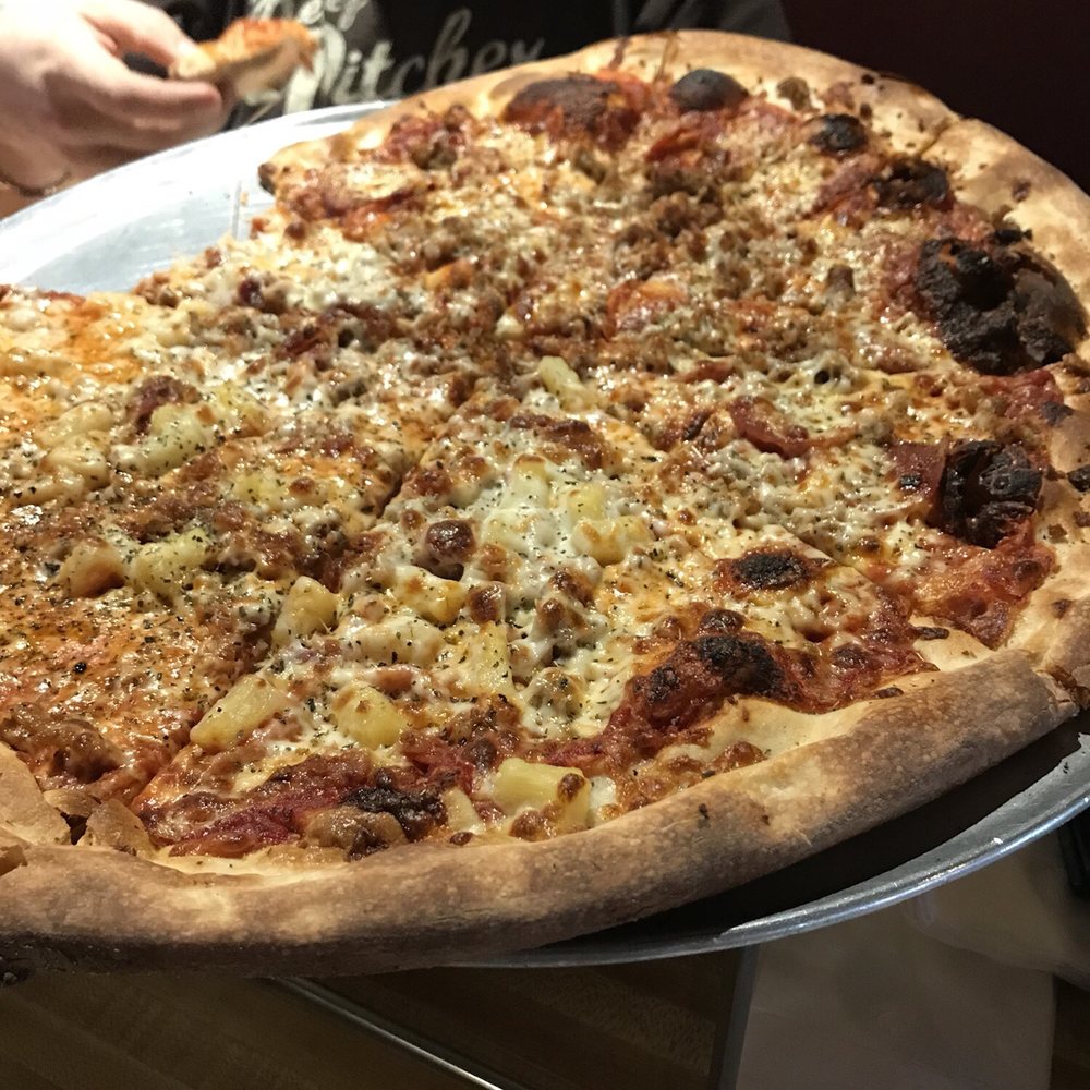Johnny's Tavern - Pizza - Sports Bars Near Me - Lawrence, Kansas