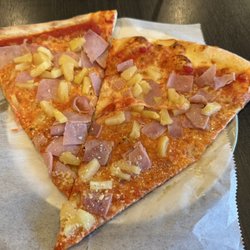 Brooklyn V's Pizza - Canadian bacon and pineapple slices