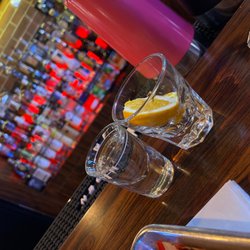 Frank's Sports Bar and Grill