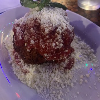 Murph's Bar - Fried burrata - Sports Bars Near Me - Philadelphia, Pennsylvania Murph's Bar - Fried burrata - Sports Bars Near Me - Philadelphia, Pennsylvania