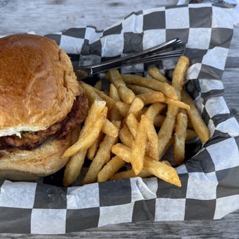 Sobelman's Pub & Grill - Southwestern Chicken Sandwich - Pubs Near Me - Milwaukee, Wisconsin Sobelman's Pub & Grill - Southwestern Chicken Sandwich - Pubs Near Me - Milwaukee, Wisconsin