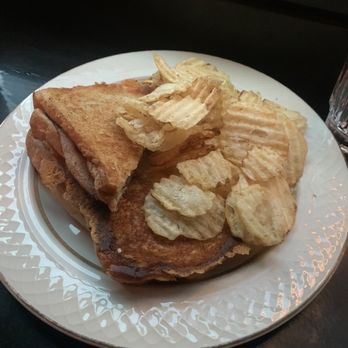 The Roosevelt Room - Grilled Cheese - Cocktail Bars Near Me - Austin, Texas