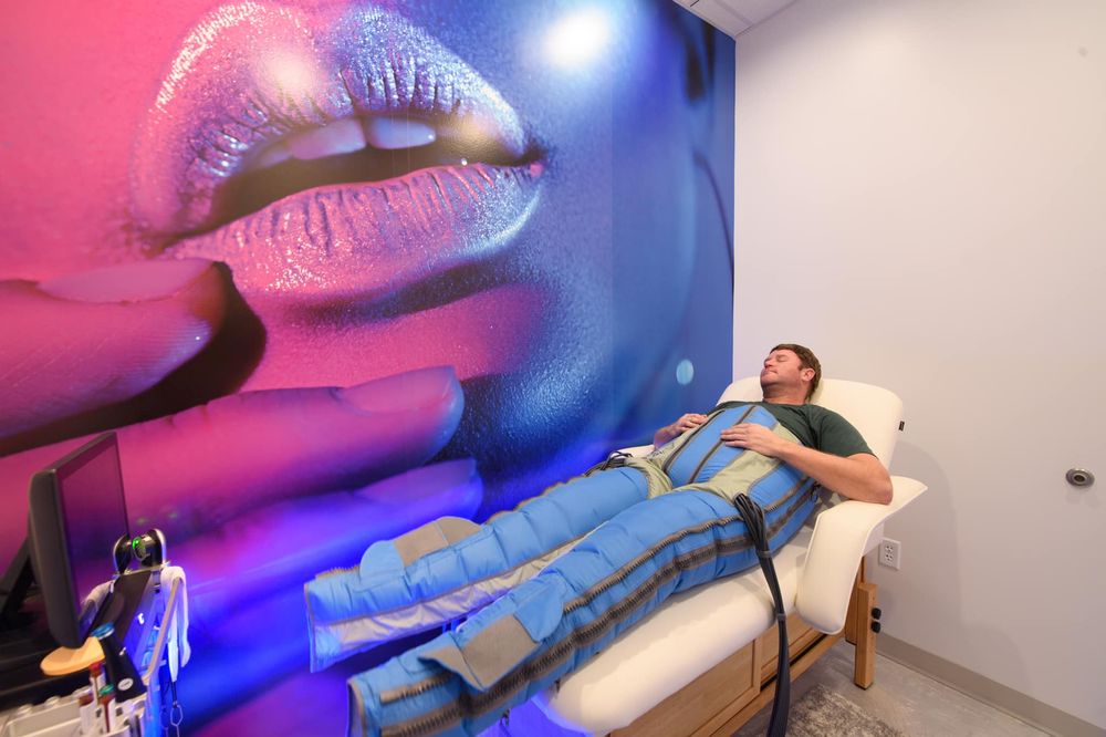 Dominica’s Wellness Spa & Massage Logo