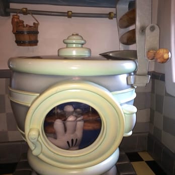 Mickey's House and Meet Mickey Mouse - Amusement Parks Near Me - Anaheim, California