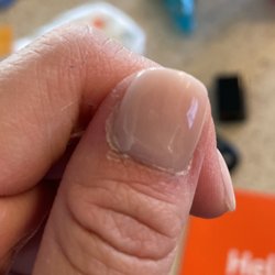 AT Elle Nails - Fresh manicure should not look like this