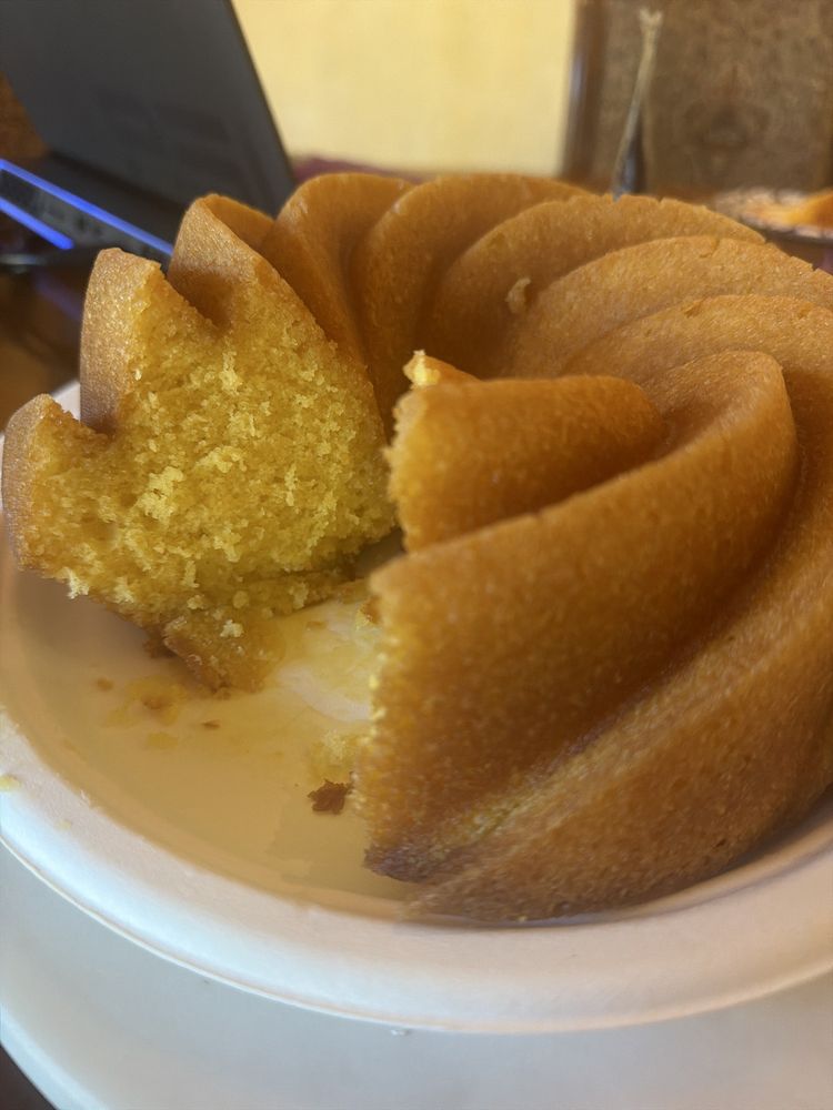 Pati’s Rum Cakes Logo