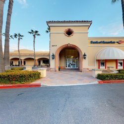 Bank of America Financial Center - Storefront