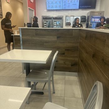Juici Patties - Inside - Fast Food Near Me - Lauderhill, Florida Juici Patties - Inside - Fast Food Near Me - Lauderhill, Florida