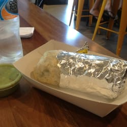 Guzman y Gomez - Guzman y Gomez finally in Canberra. Yay burritos.