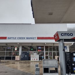 Exterior photo of Chevron - South Pittsburg, Tennessee Exterior photo of Chevron - South Pittsburg, Tennessee