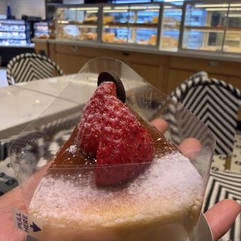Paris Baguette - Bakeries Near Me - Columbus, Ohio Paris Baguette - Bakeries Near Me - Columbus, Ohio