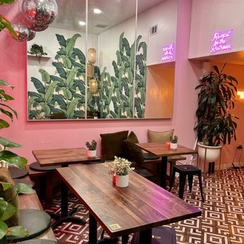 The Palm Coffee Bar - inside - Coffee & Tea Near Me - Burbank, California The Palm Coffee Bar - inside - Coffee & Tea Near Me - Burbank, California