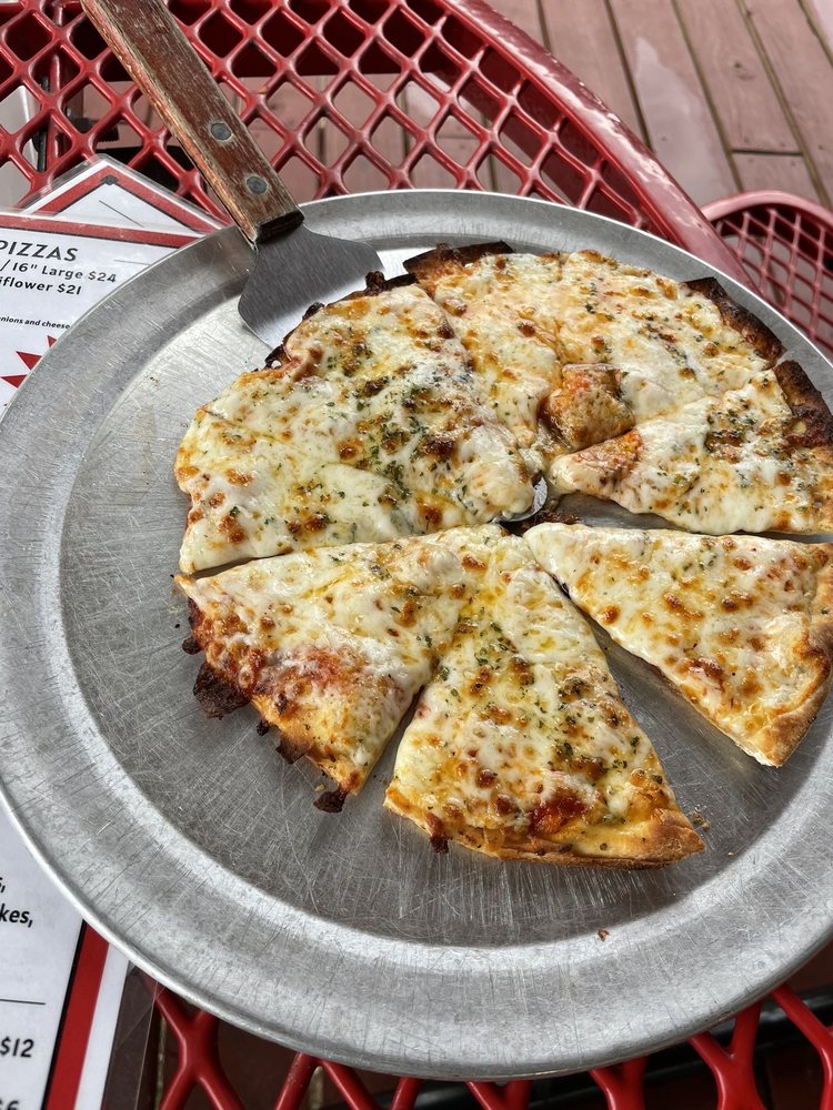 VIP PIZZA Updated October 2024 26 Photos & 30 Reviews Ketchum