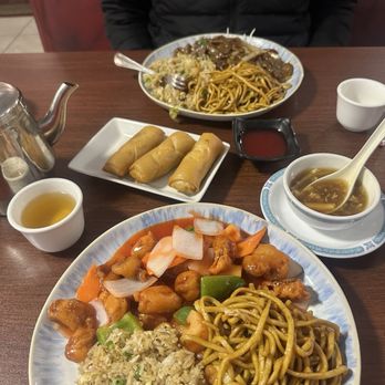 Lucky Wok House - Lunch plates beef Mongolian & sweet and sour pork - Chinese Near Me - Scotts Valley, California Lucky Wok House - Lunch plates beef Mongolian & sweet and sour pork - Chinese Near Me - Scotts Valley, California