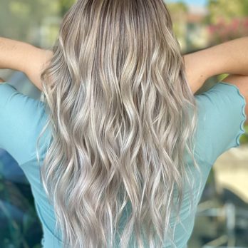 Luxe Beauty Studio - ashy blonde baby lights with a light brown shadow root! amy has done it once again - Hair Salons Near Me - Fremont, California Luxe Beauty Studio - ashy blonde baby lights with a light brown shadow root! amy has done it once again - Hair Salons Near Me - Fremont, California
