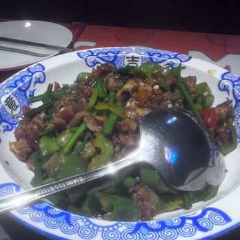 Hotel Indigo Flushing - OMG the Best pig's feet ever.  To die for  @youngandrichny hunan restaurant in flushing ny - Hotels Near Me - Flushing, New York