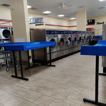 Cherry Street Washateria - Neat and tidy! - Laundromat Near Me - Tomball, Texas