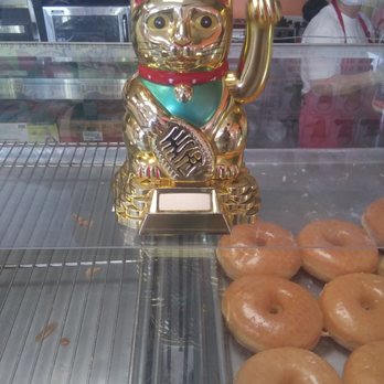 World Donuts N Ice Cream - The cat represents good luck - Donuts Near Me - San Jose, California