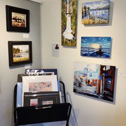 Pacific Artists' Co-Op Gallery - Pacific Artists' Gallery has work in all kinds of mediums including oil paintings and watercolors by Catherine Hingson. Open everyday 10-5.