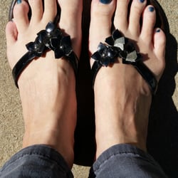 Broomfield Nail Care - Pretty toes!!!!