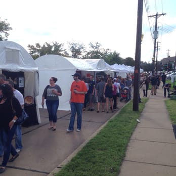 Art Outside - Photo by Kevin Dern. - Festivals Near Me - Saint Louis, Missouri