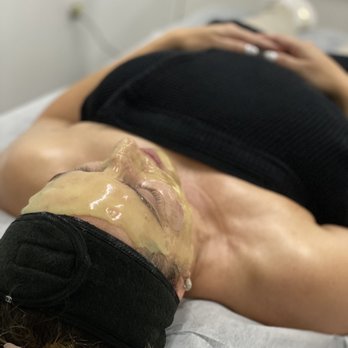 Jenerationbeautyla - Customized facial performed by licensed esthetician curated to your skins needs/skin type - Eyelash Service Near Me - Torrance , California Jenerationbeautyla - Customized facial performed by licensed esthetician curated to your skins needs/skin type - Eyelash Service Near Me - Torrance , California