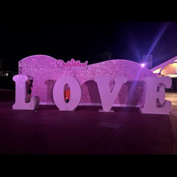 Dollywood - I will always love you festival in April - Amusement Parks Near Me - Pigeon Forge, Tennessee