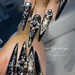 Jolie Nails & Spa